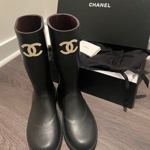 Chanel rubber boots size 6